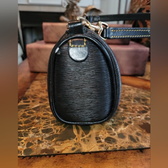 Dooney & Bourke mini bag - Picture 10 of 12